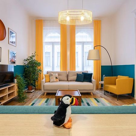 Live Star Apartment Будапеща Екстериор снимка