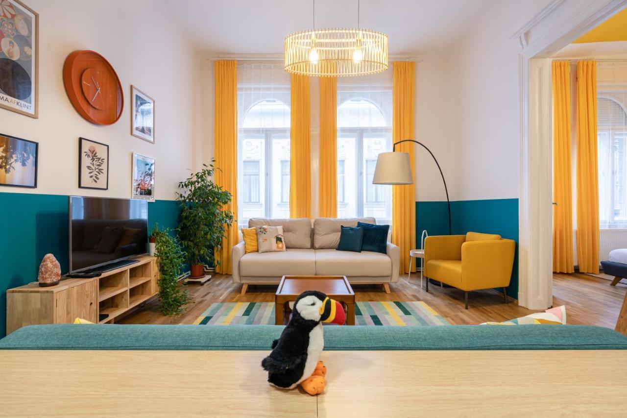 Live Star Apartment Будапеща Екстериор снимка